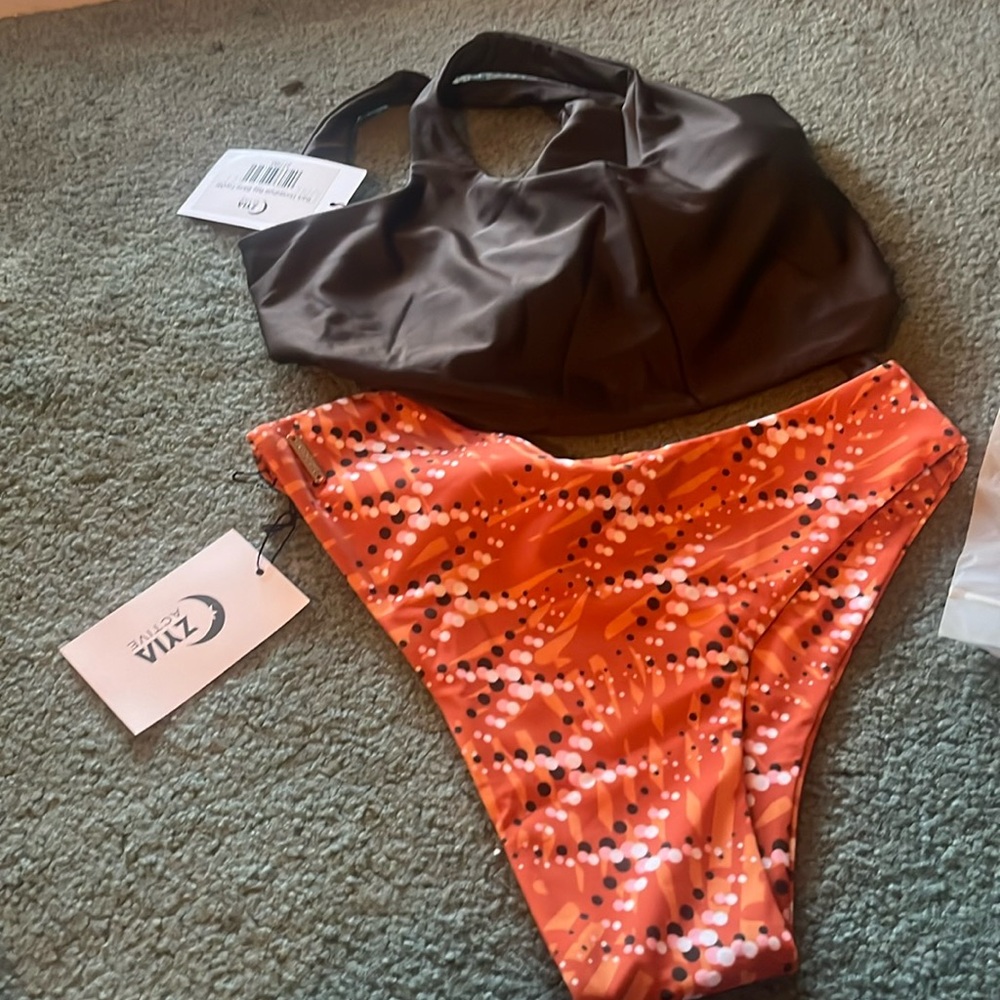 Horseshoe Bay Bikini too small